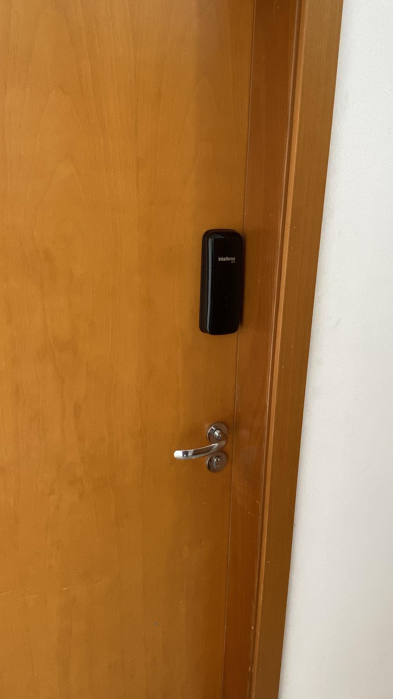 Apartamento à Venda no Altos do Coxipó em Cuiabá com 2 Quartos, Planejados e Ar-Condicionado