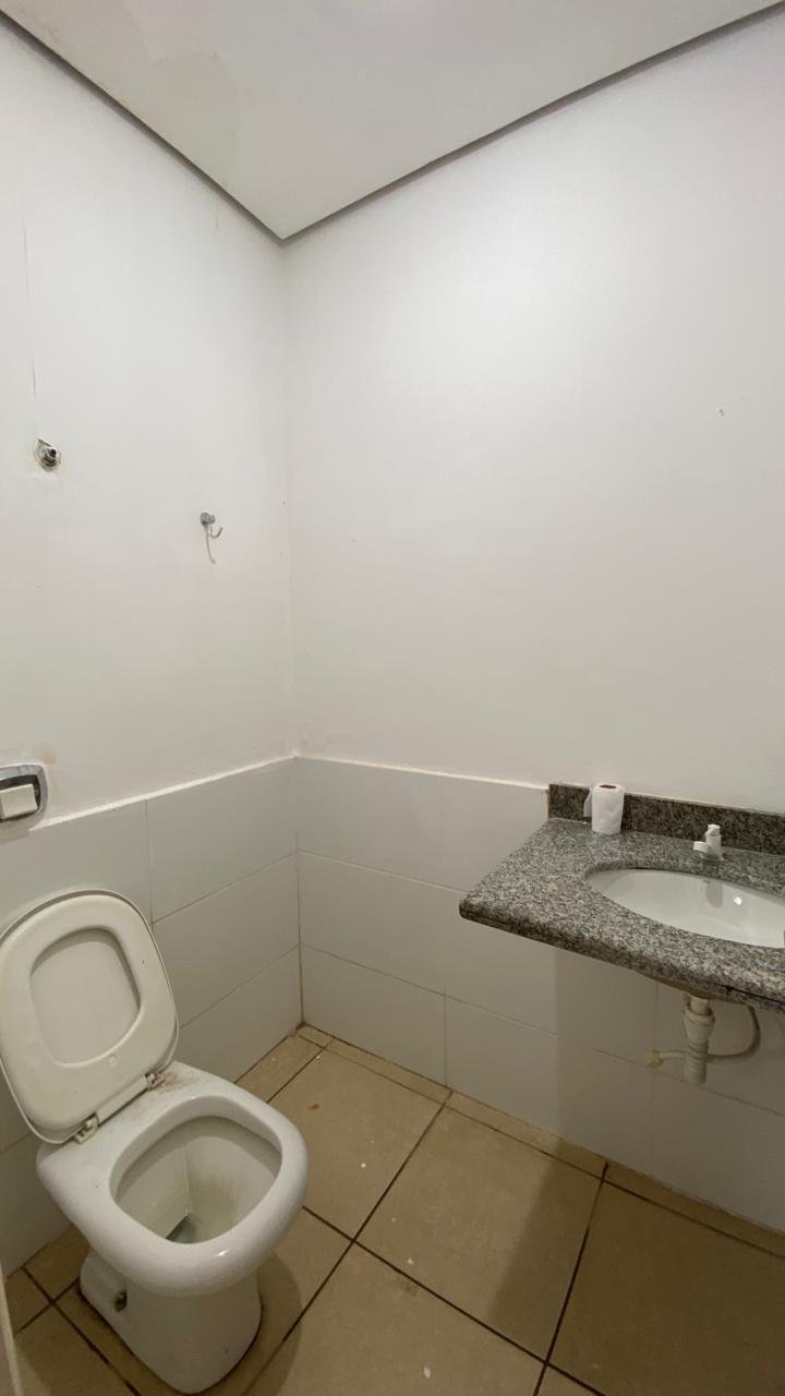 Imóvel comercial à venda na Av. Major Gama em Cuiabá – 615m², 20 salas e 12 banheiros