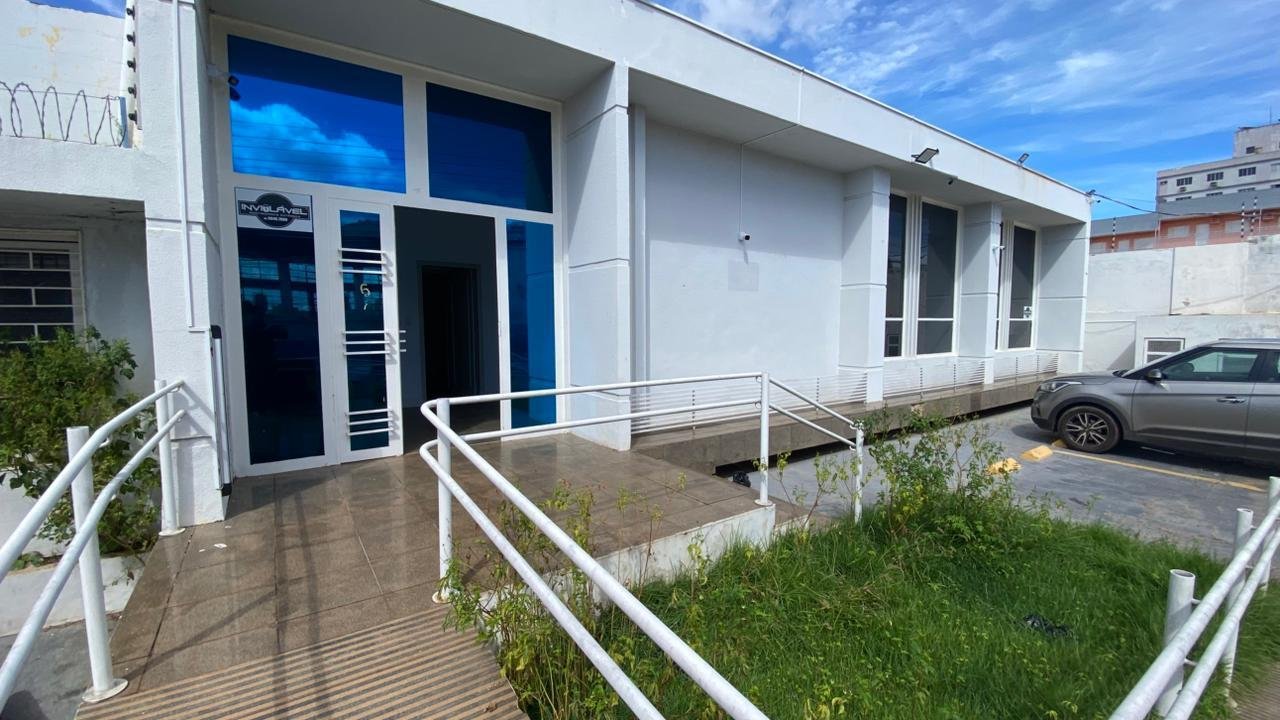 Imóvel comercial à venda na Av. Major Gama em Cuiabá – 615m², 20 salas e 12 banheiros