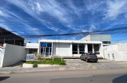 Imóvel comercial à venda na Av. Major Gama em Cuiabá – 615m², 20 salas e 12 banheiros
