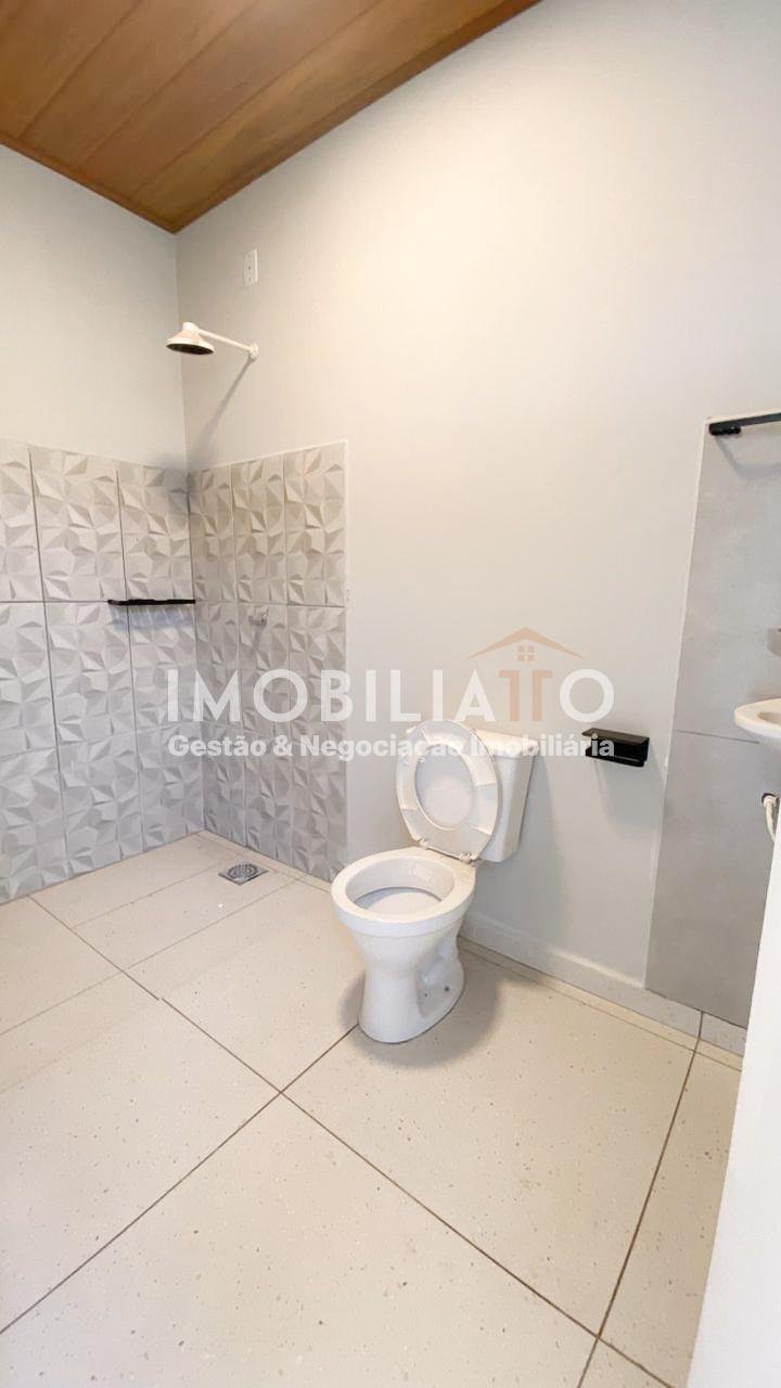 Casa à venda no Jardim Universitário em Cuiabá - 3 quartos, piscina e área gourmet