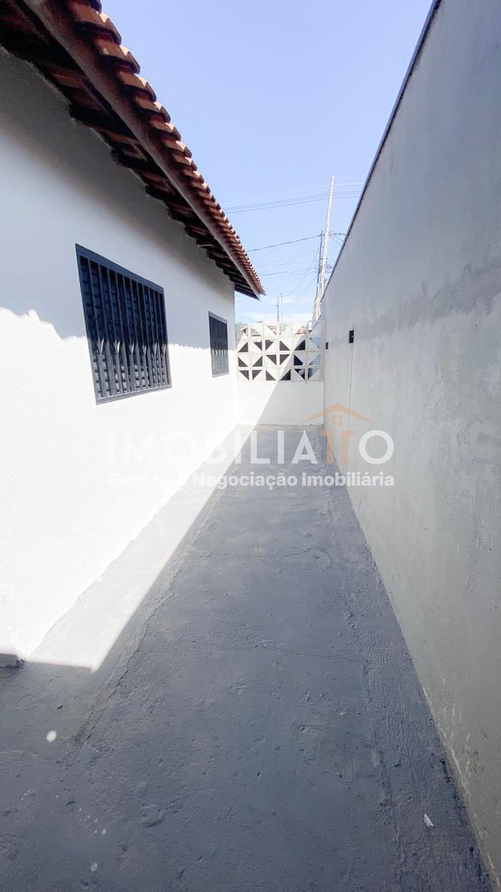 Casa à venda no Jardim Universitário em Cuiabá - 3 quartos, piscina e área gourmet