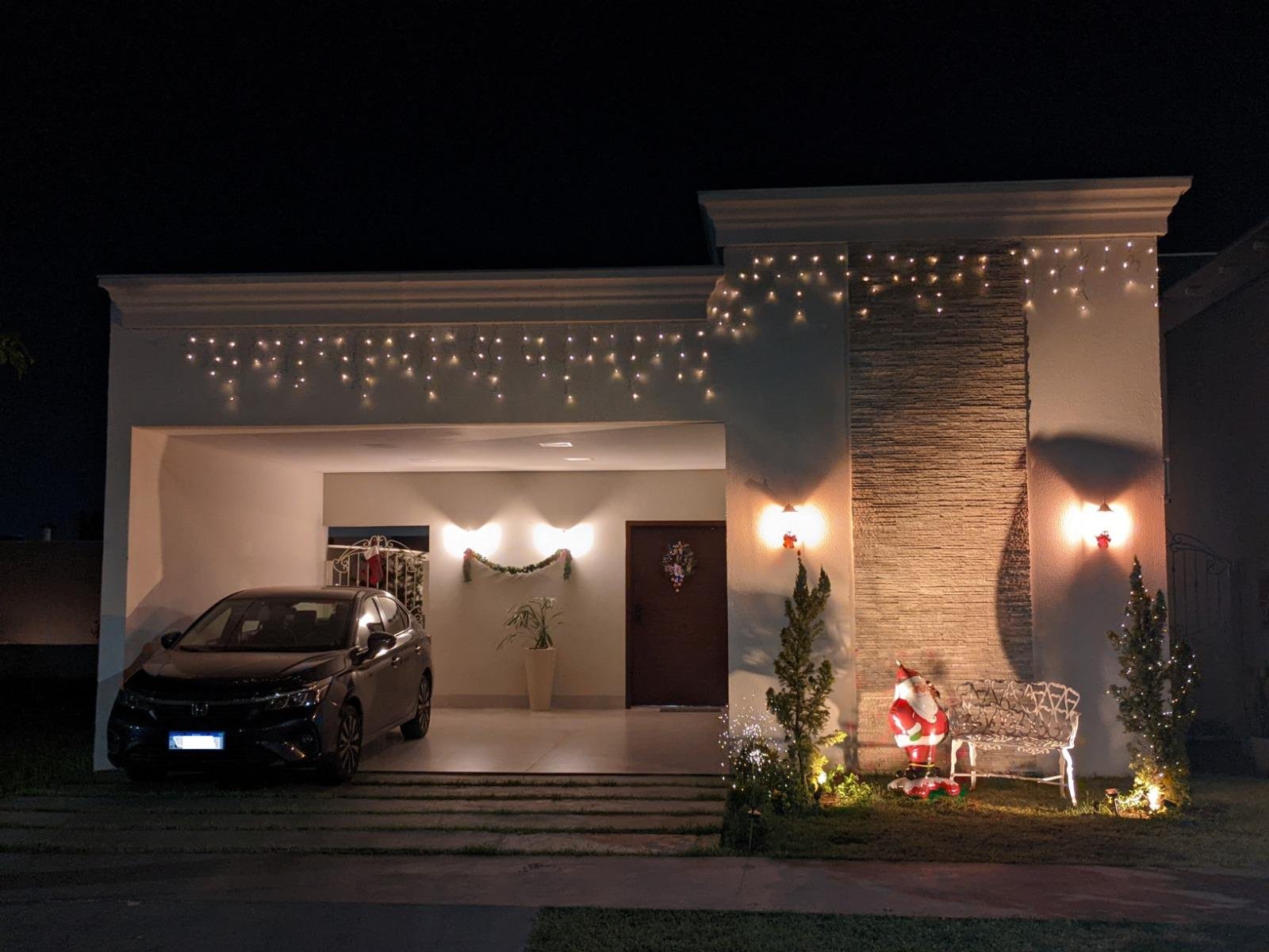 Casa de alto padrão à venda no Condomínio Primor das Torres em Cuiabá – 3 quartos, porteira fechada e energia solar