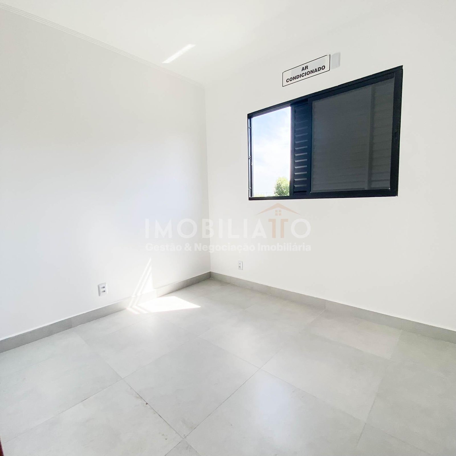Apartamento 2 quartos no condomínio bela marina próximo a UNIC