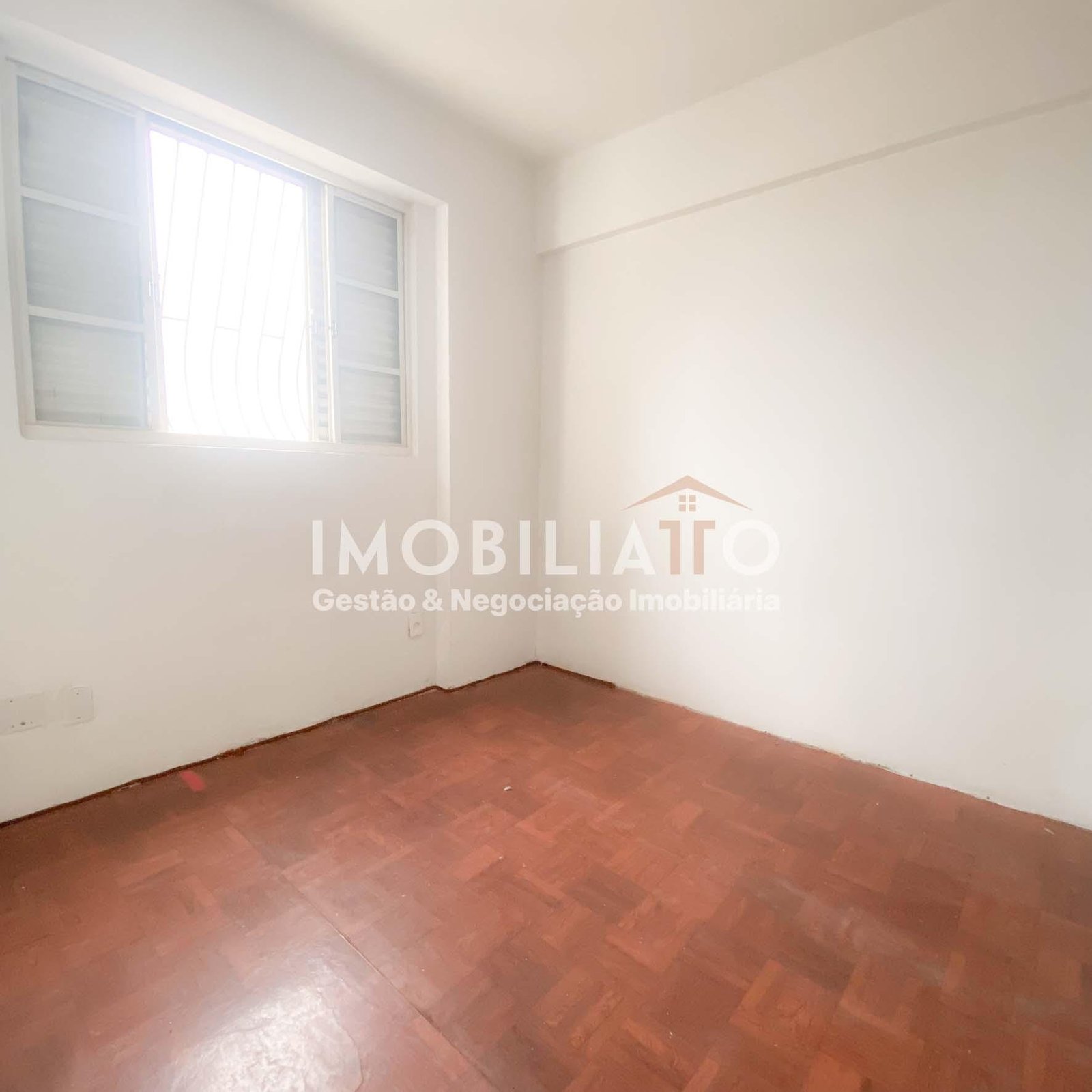 Apartamento à venda na Cidade Alta em Cuiabá - 2 quartos, 150m da Arena Pantanal