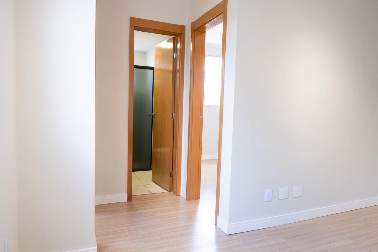 Apartamento à venda no Parque Chapada dos Bandeirantes em Cuiabá – 2 quartos reformado