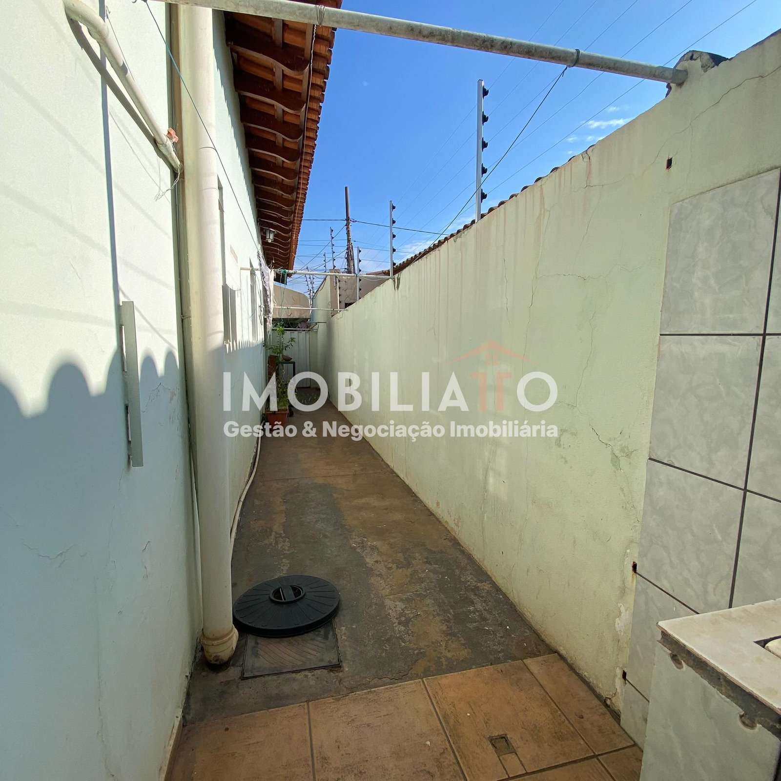 Casa à venda no CPA em Cuiabá – 3 suítes, área gourmet e 4 vagas