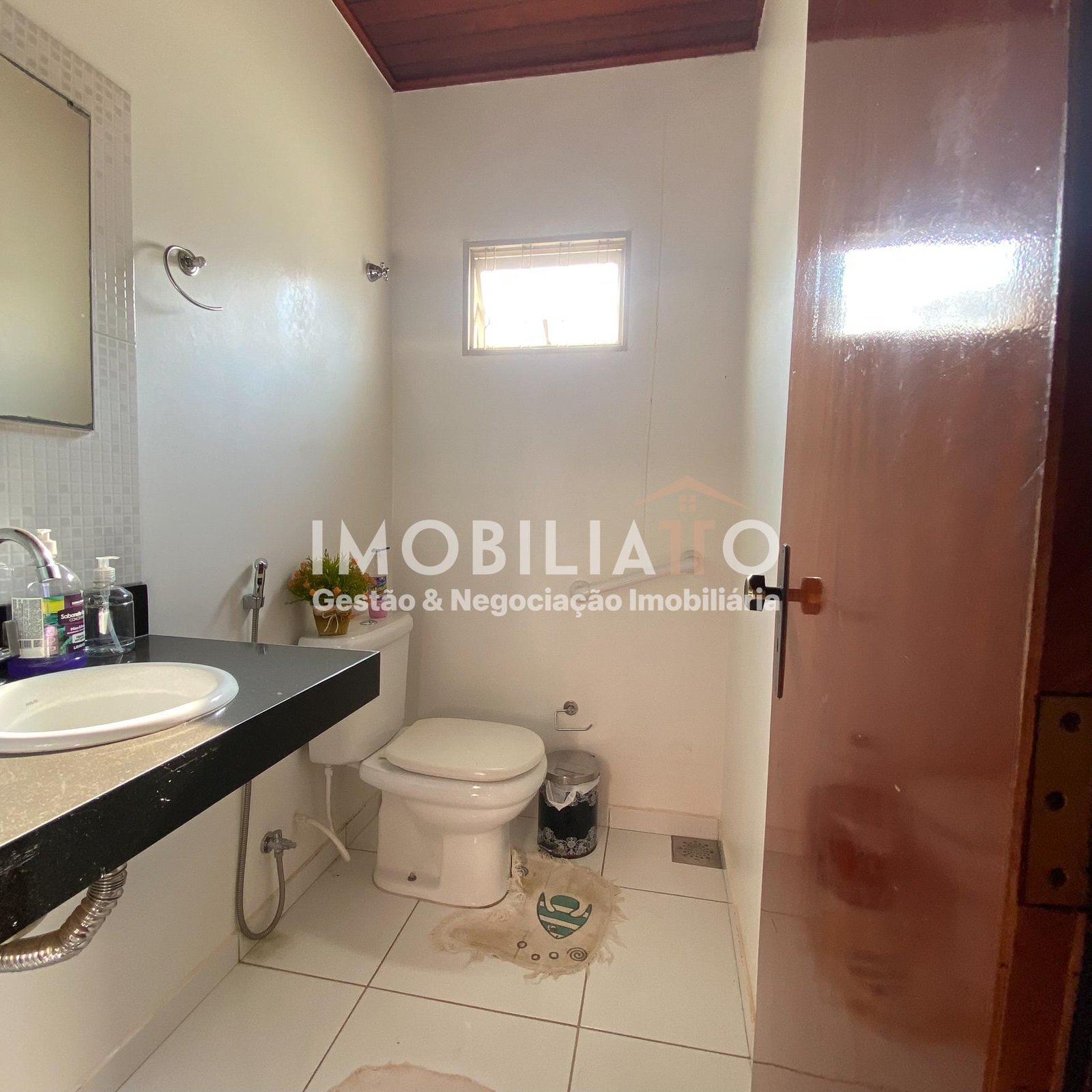 Casa à venda no CPA em Cuiabá – 3 suítes, área gourmet e 4 vagas