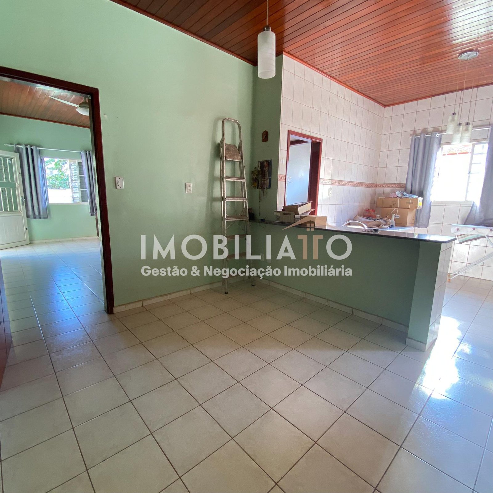 Casa à venda no CPA em Cuiabá – 3 suítes, área gourmet e 4 vagas