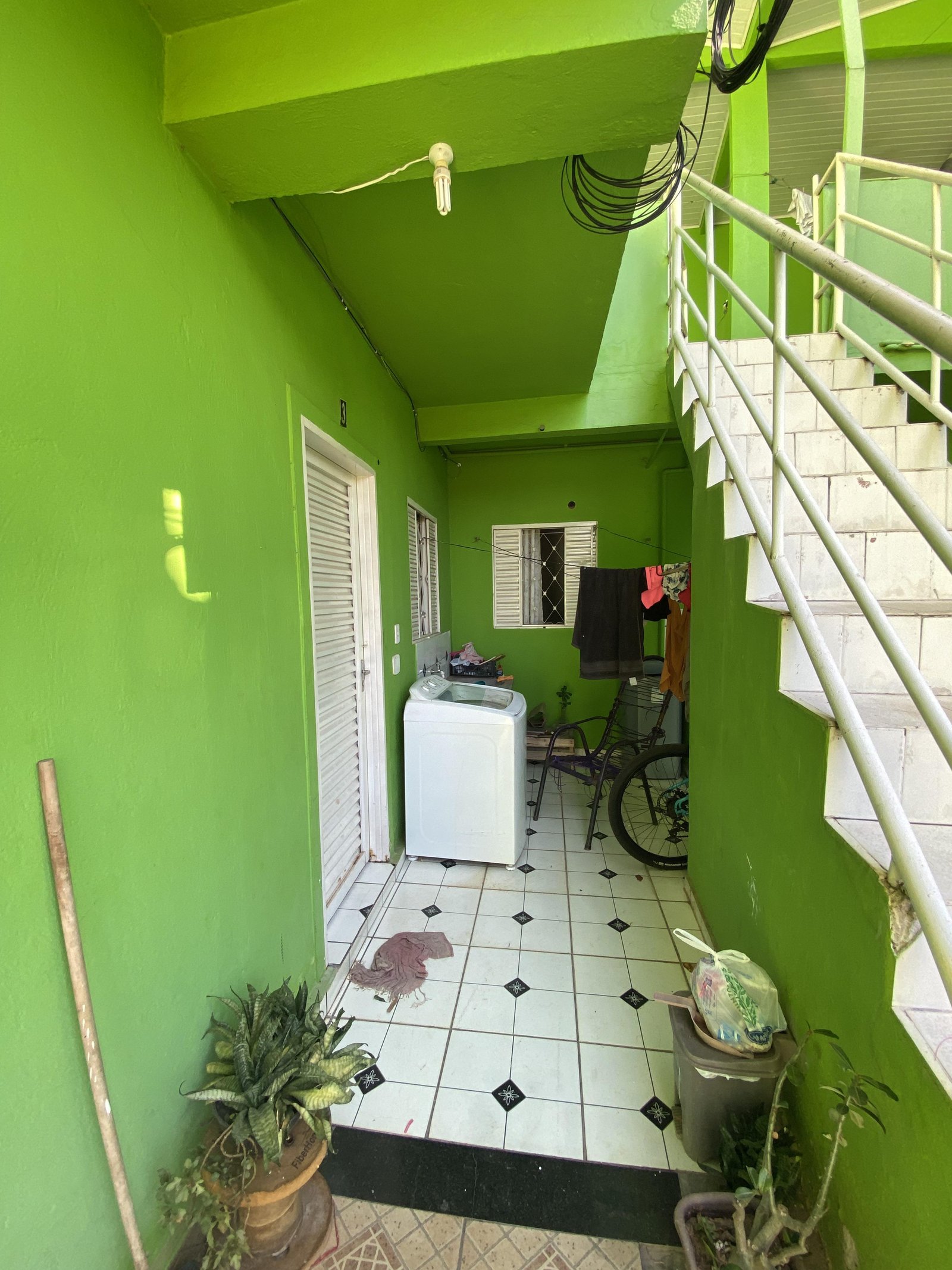 Imóvel com 9 kitnets à venda no CPA 1 em Cuiabá - investimento com alta rentabilidade