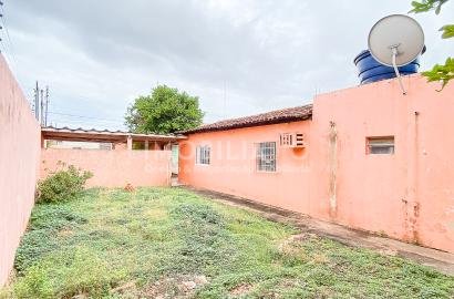 Casa Térrea à Venda no CPA II, Cuiabá - 250m² com 2 Quartos e Quintal Amplo por R$ 249 mil