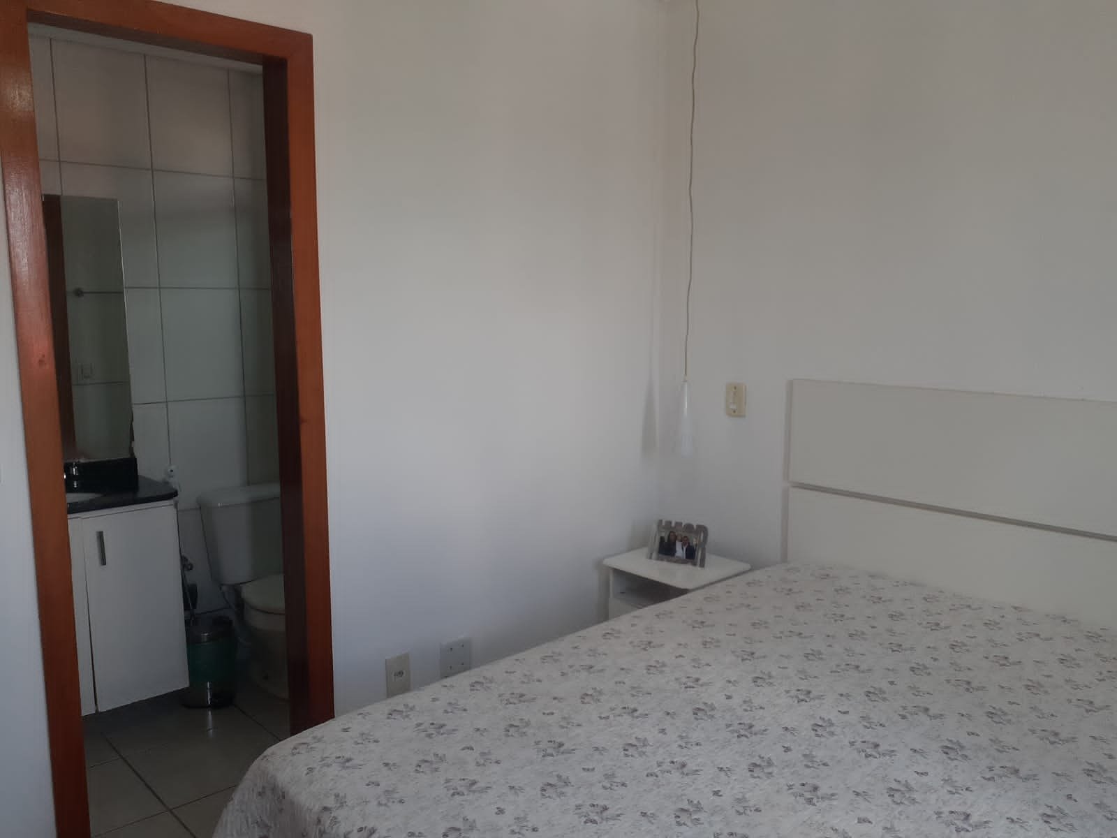 Apartamento com 3 Quartos 2 Vagas de Garagem Todo Reformado