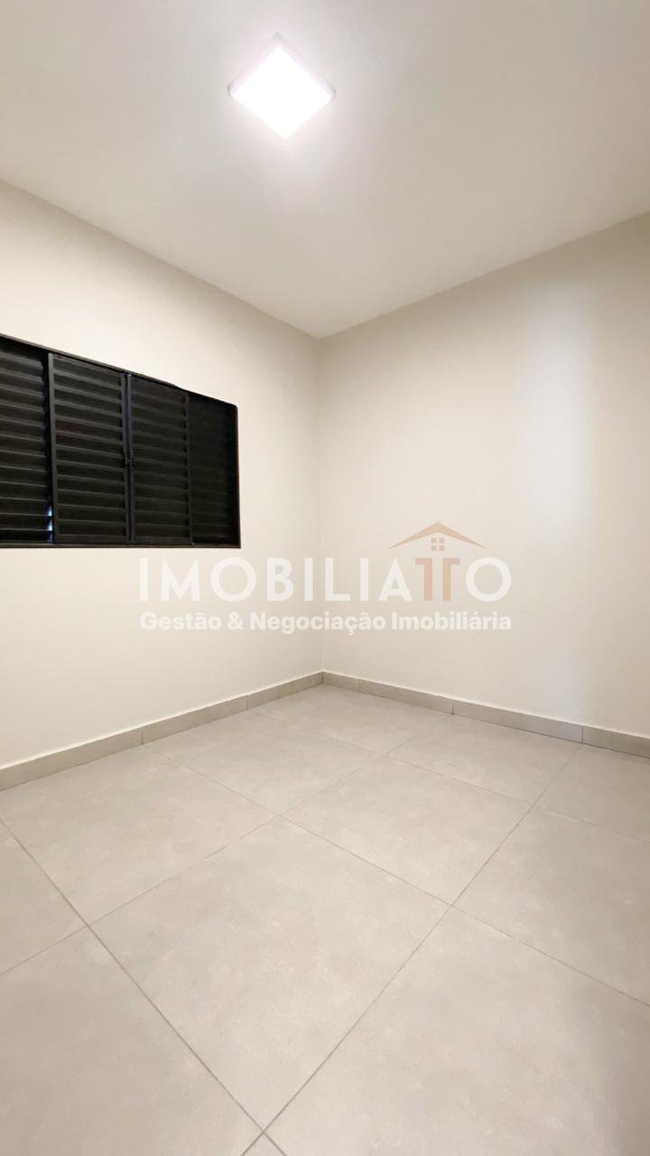 Casa à venda no Jardim Universitário em Cuiabá - 3 quartos, piscina e área gourmet