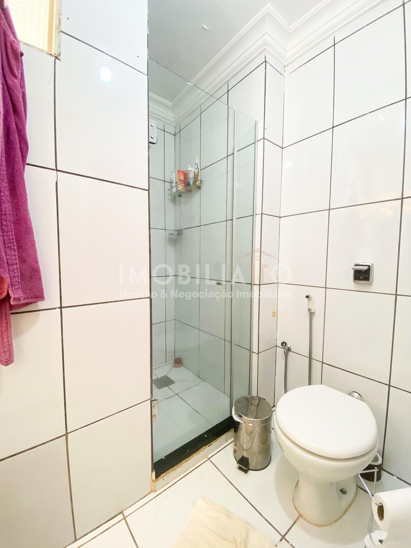 Apartamento à Venda - Região Central da Avenida do CPA, Cuiabá