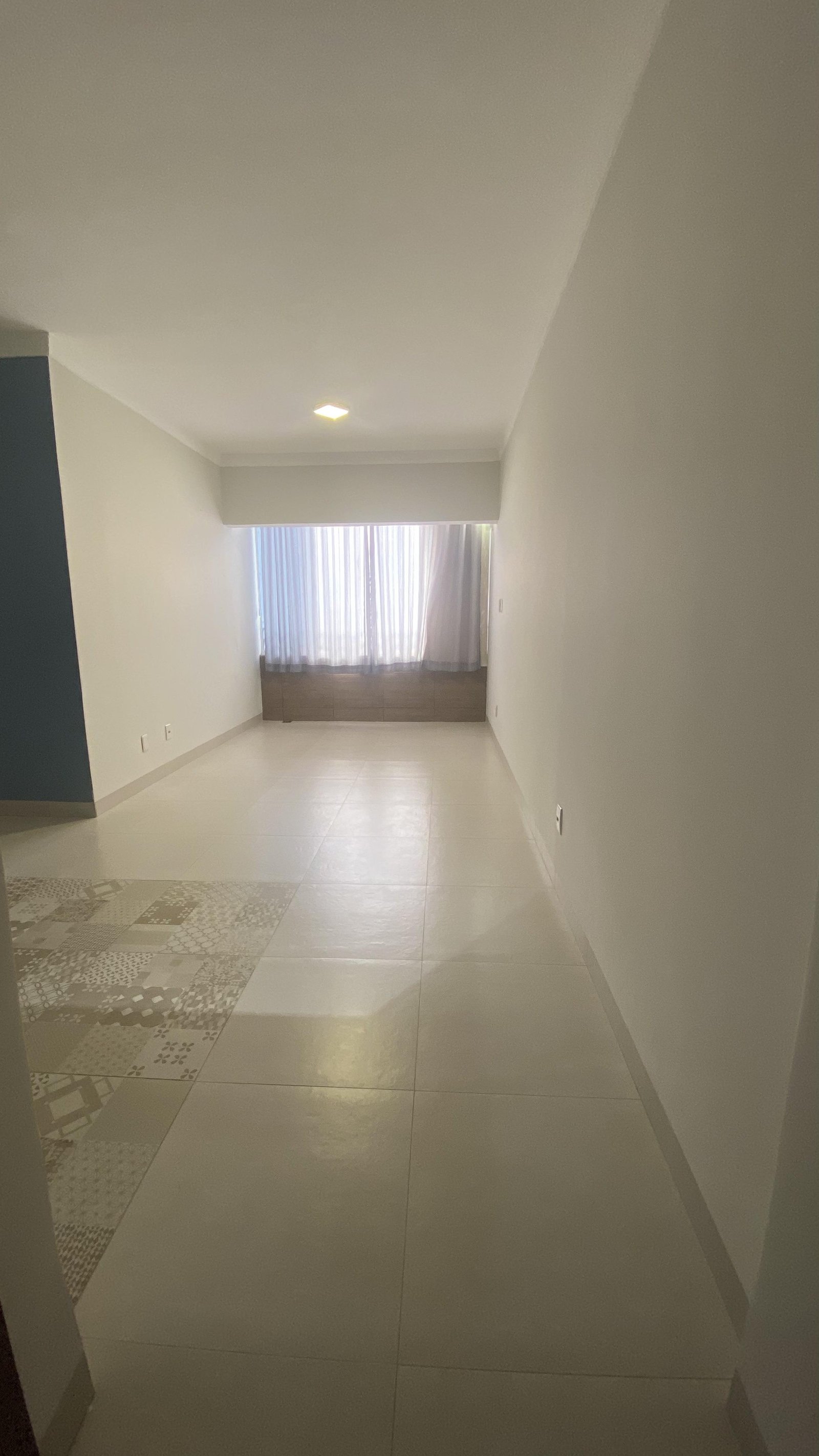 Apartamento à venda no Edifício Pôr do Sol em Cuiabá – 3 quartos, 80m² e reformado