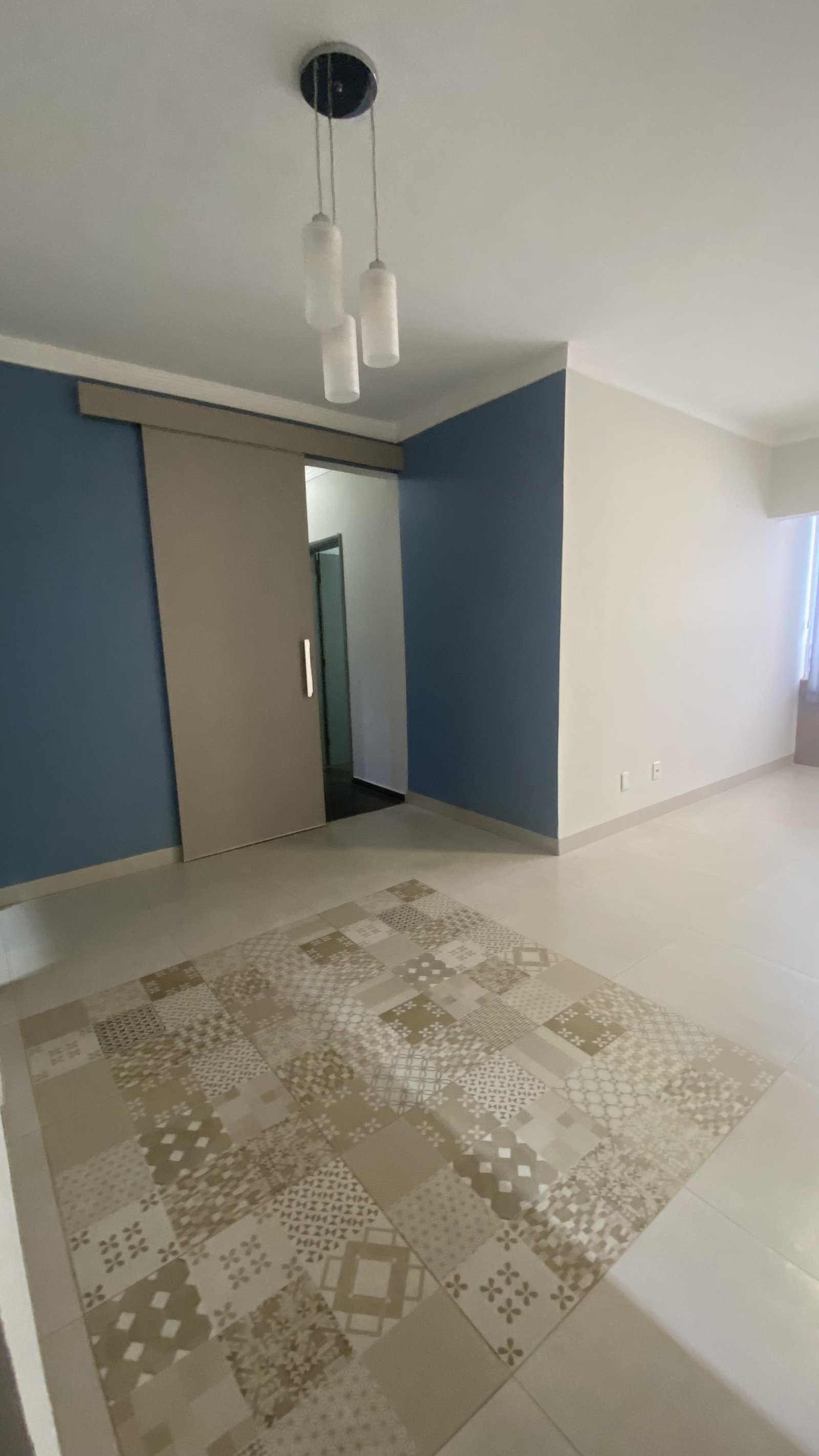 Apartamento à venda no Edifício Pôr do Sol em Cuiabá – 3 quartos, 80m² e reformado