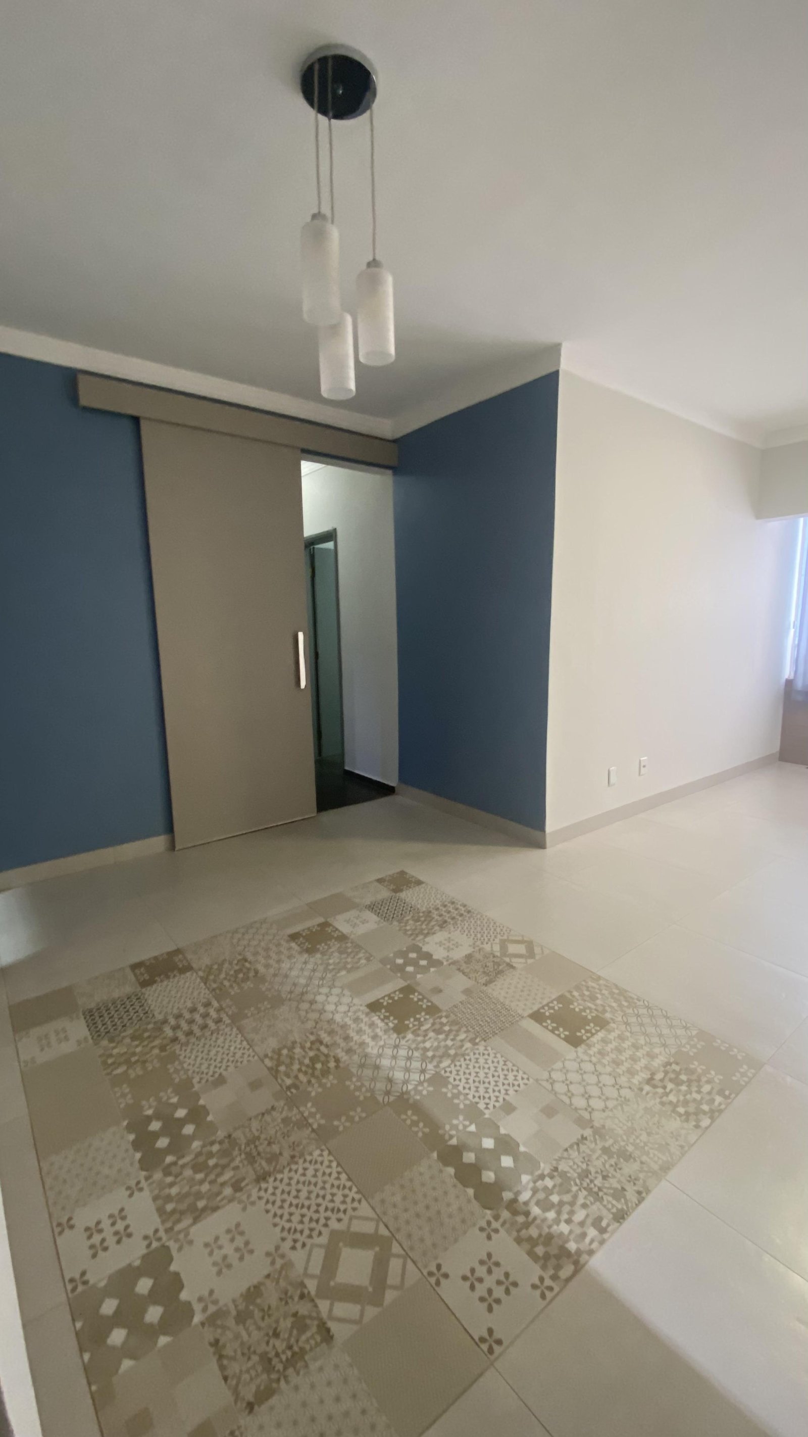 Apartamento à venda no Edifício Pôr do Sol em Cuiabá – 3 quartos, 80m² e reformado