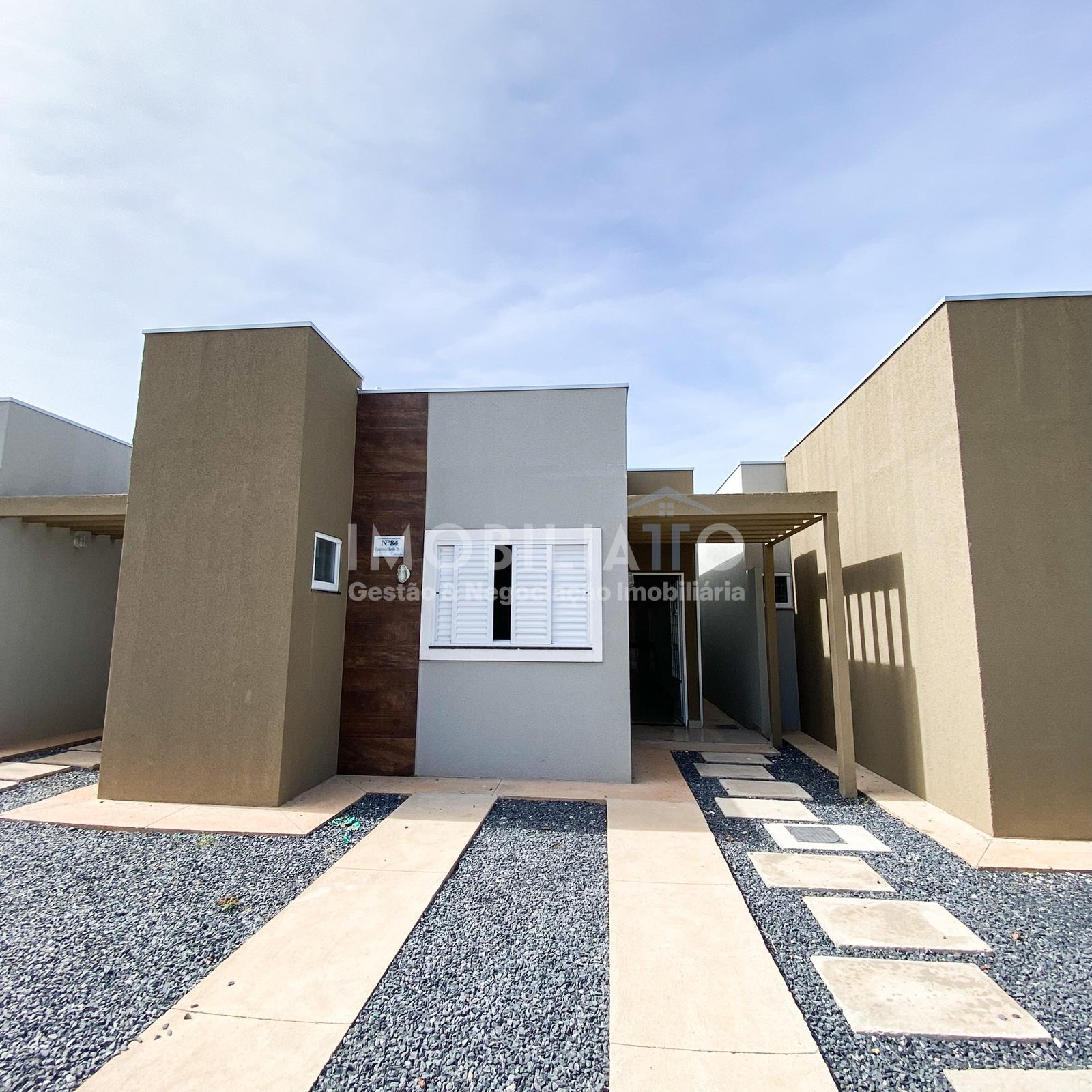 Casa com Suíte à Venda no Condomínio Sevilla90 em Cuiabá – Financiável pelo Minha Casa Minha Vida