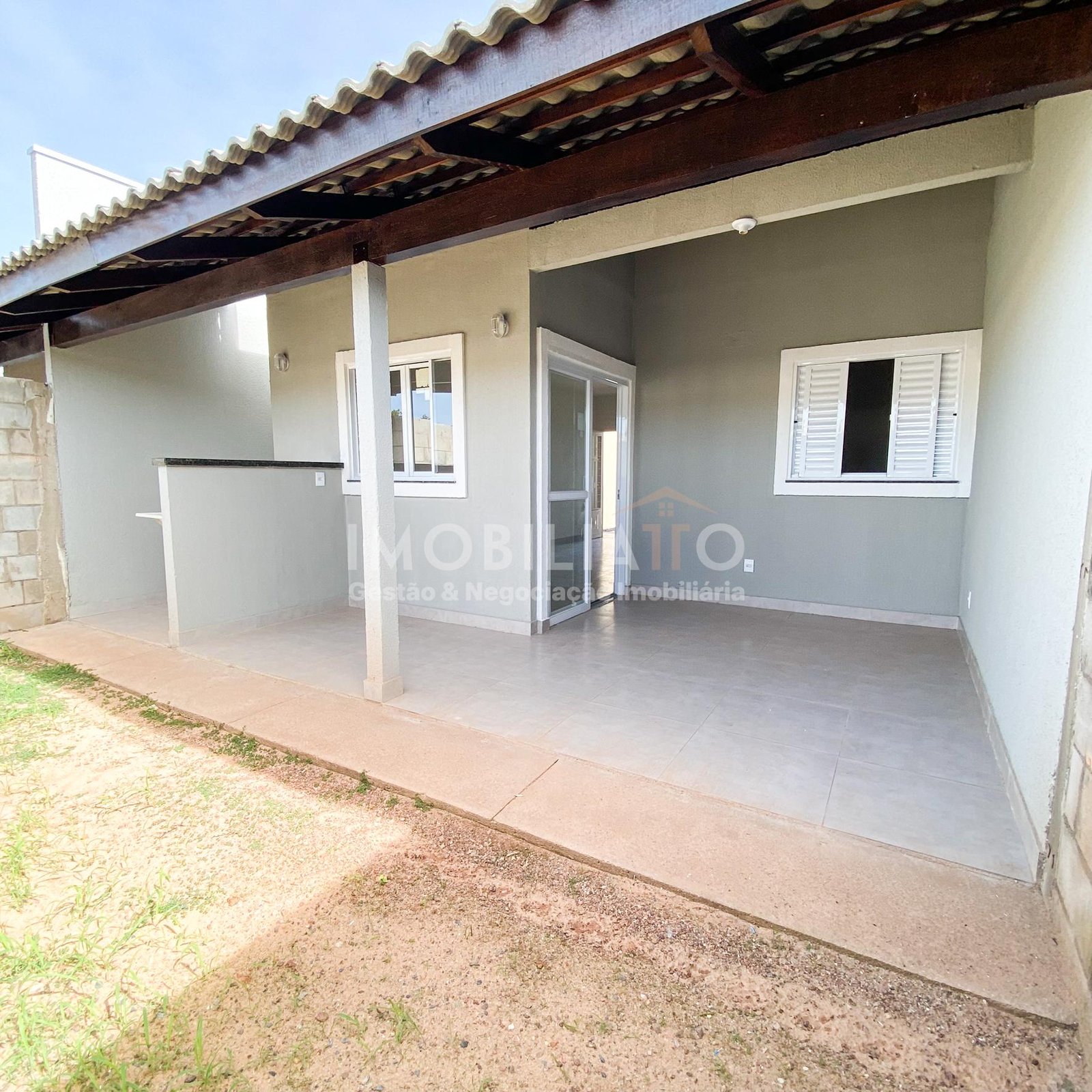 Casa com Suíte à Venda no Condomínio Sevilla90 em Cuiabá – Financiável pelo Minha Casa Minha Vida