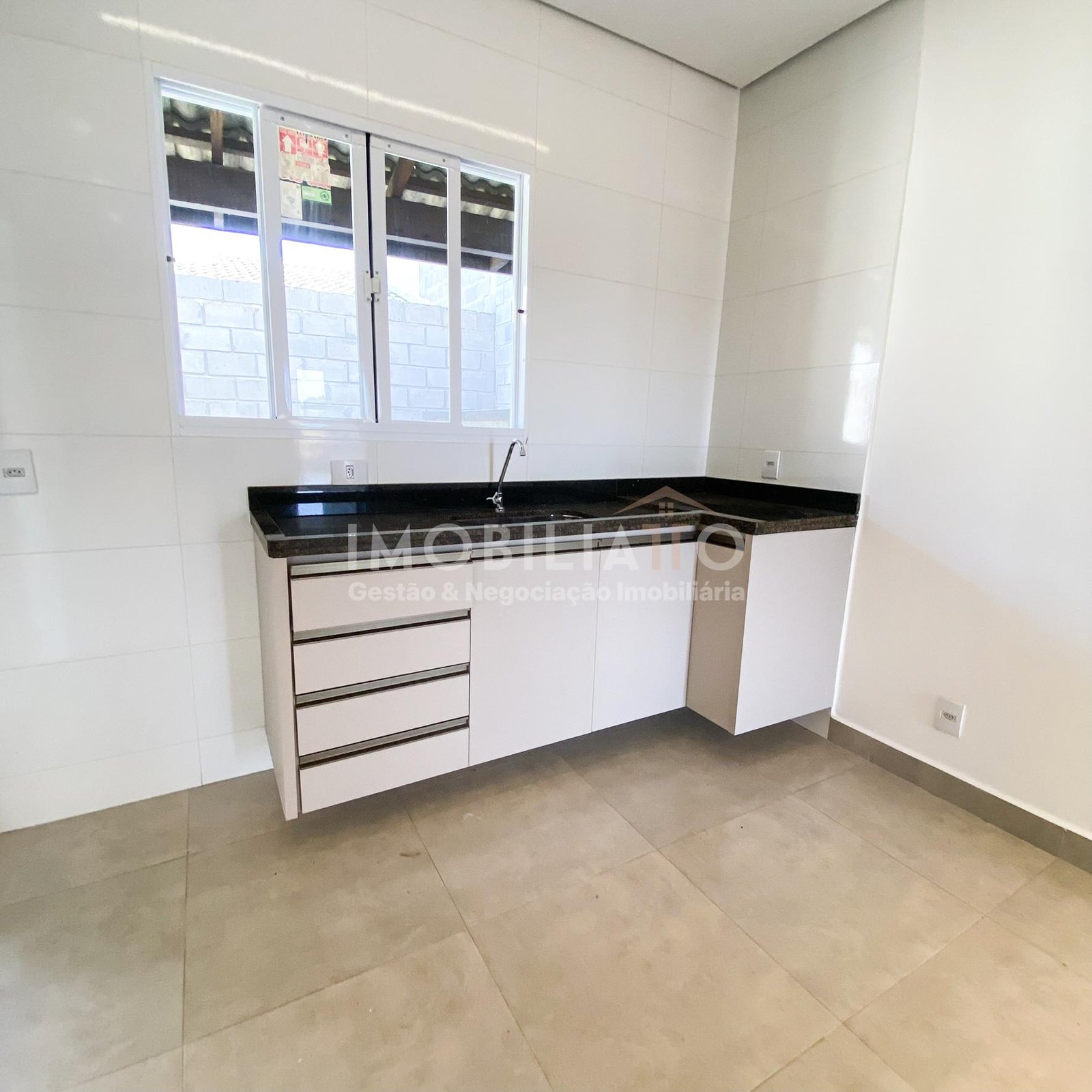 Casa com Suíte à Venda no Condomínio Sevilla90 em Cuiabá – Financiável pelo Minha Casa Minha Vida