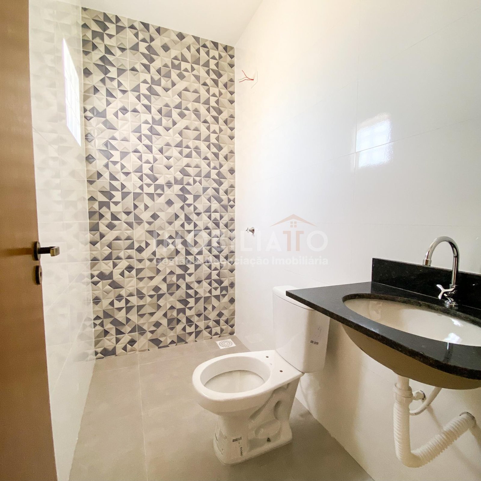 Casa com Suíte à Venda no Condomínio Sevilla90 em Cuiabá – Financiável pelo Minha Casa Minha Vida
