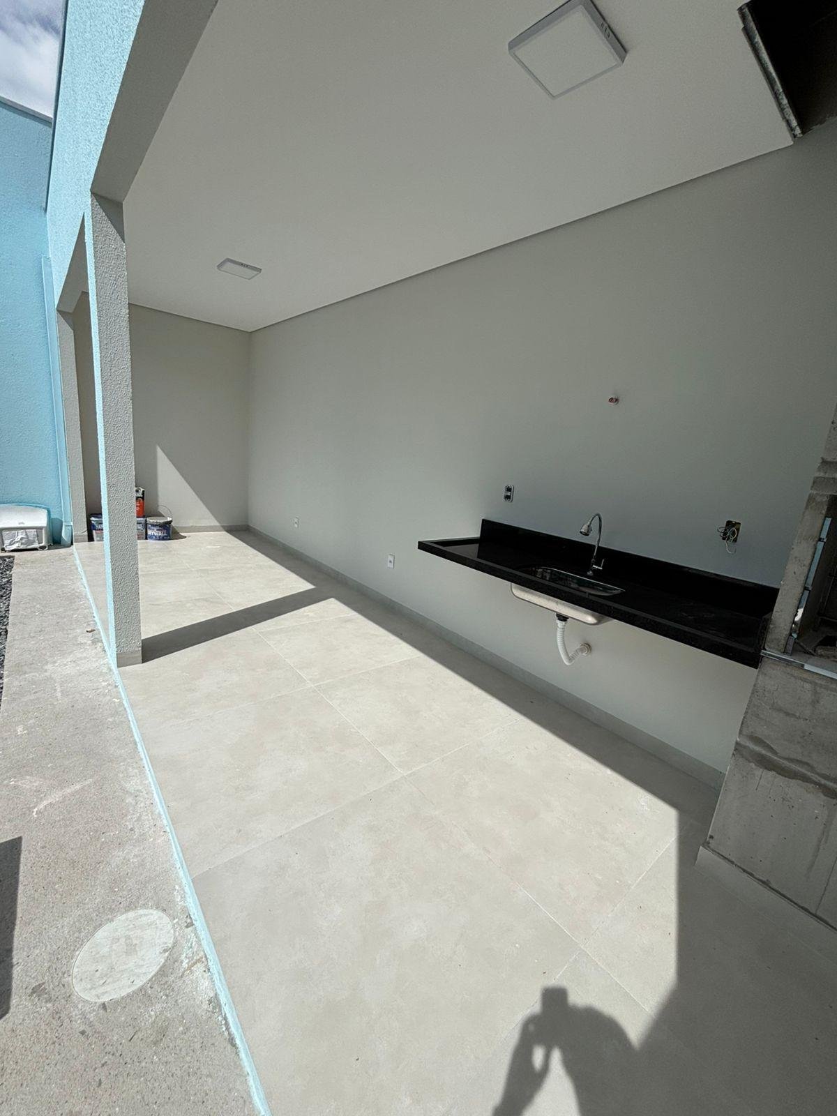 Casa Térrea à Venda no Bairro Santa Cruz, Cuiabá – 3 Quartos com Suíte e Espaço Gourmet