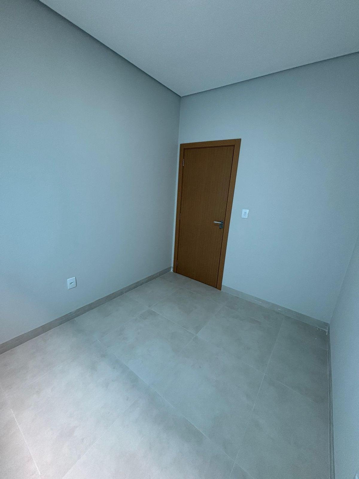 Casa Térrea à Venda no Bairro Santa Cruz, Cuiabá – 3 Quartos com Suíte e Espaço Gourmet