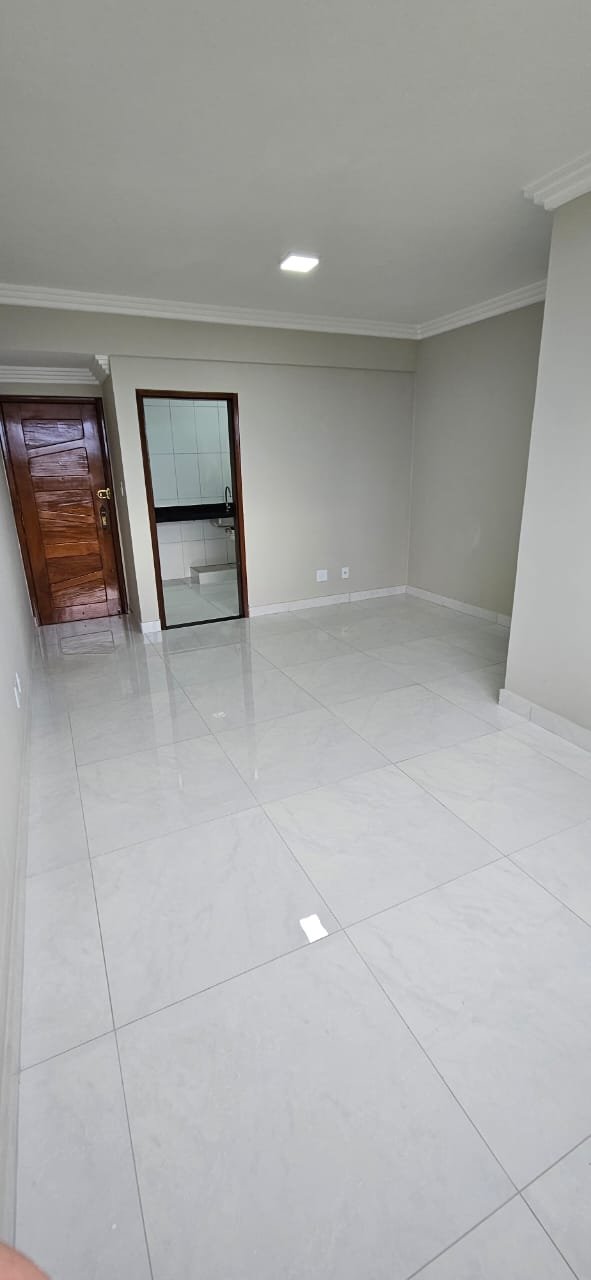 Apartamento atrás do shopping fórmula em Várzea Grande todo reformado